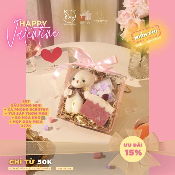 Set Quà Tặng Gấu Bông Mini + Xà Phòng Scentsy + Túi Sáp Thơm Mini + Bó Hoa Khô Kèm Hộp Quà Mica Xinh Xắn